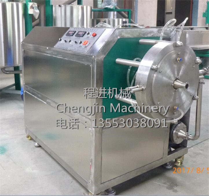 乳膠枕的生產(chǎn)那個機械最關(guān)鍵呢？