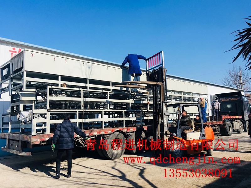 新型割膠工具