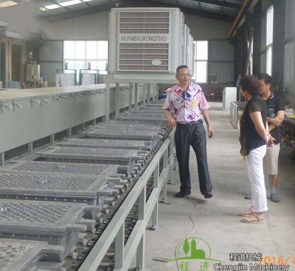 歡迎泰國客戶來我公司驗收機器